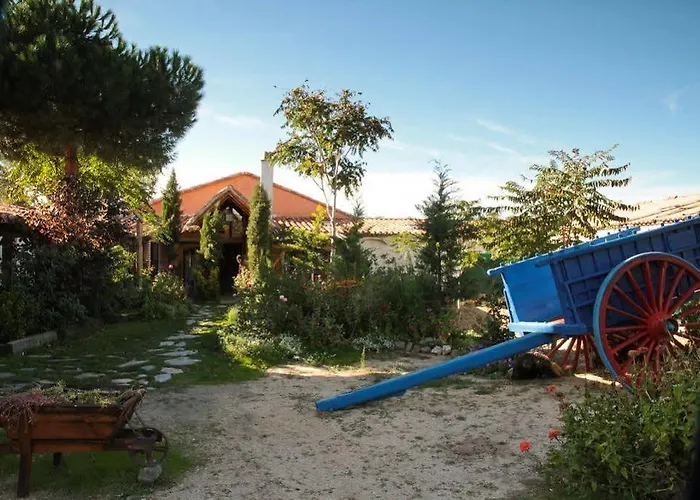 Hospedium Hacienda Cavas 호텔 3*